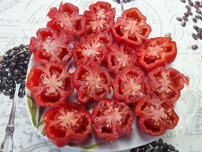 Семена: Томат Розовая клубника /Fragola rosata/ Семена: Томат Розовая клубника /Fragola rosata/